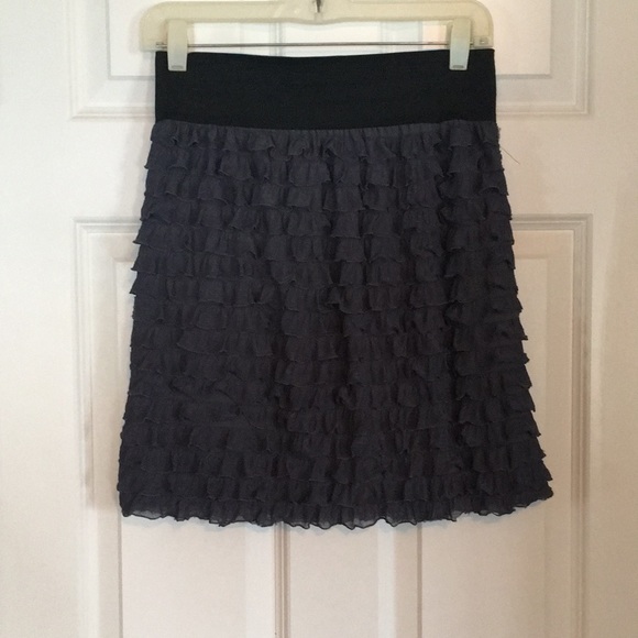 Tiered ruffle skirt - Picture 1 of 2